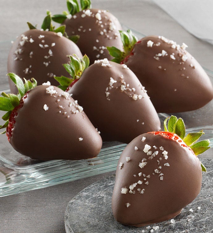 Full Half Dozen Sea Salt Caramel Chocolate Dipped Strawberries